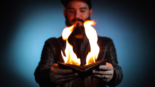 Fire Magic Wallet A MAGICIAN'S ARSCENAL