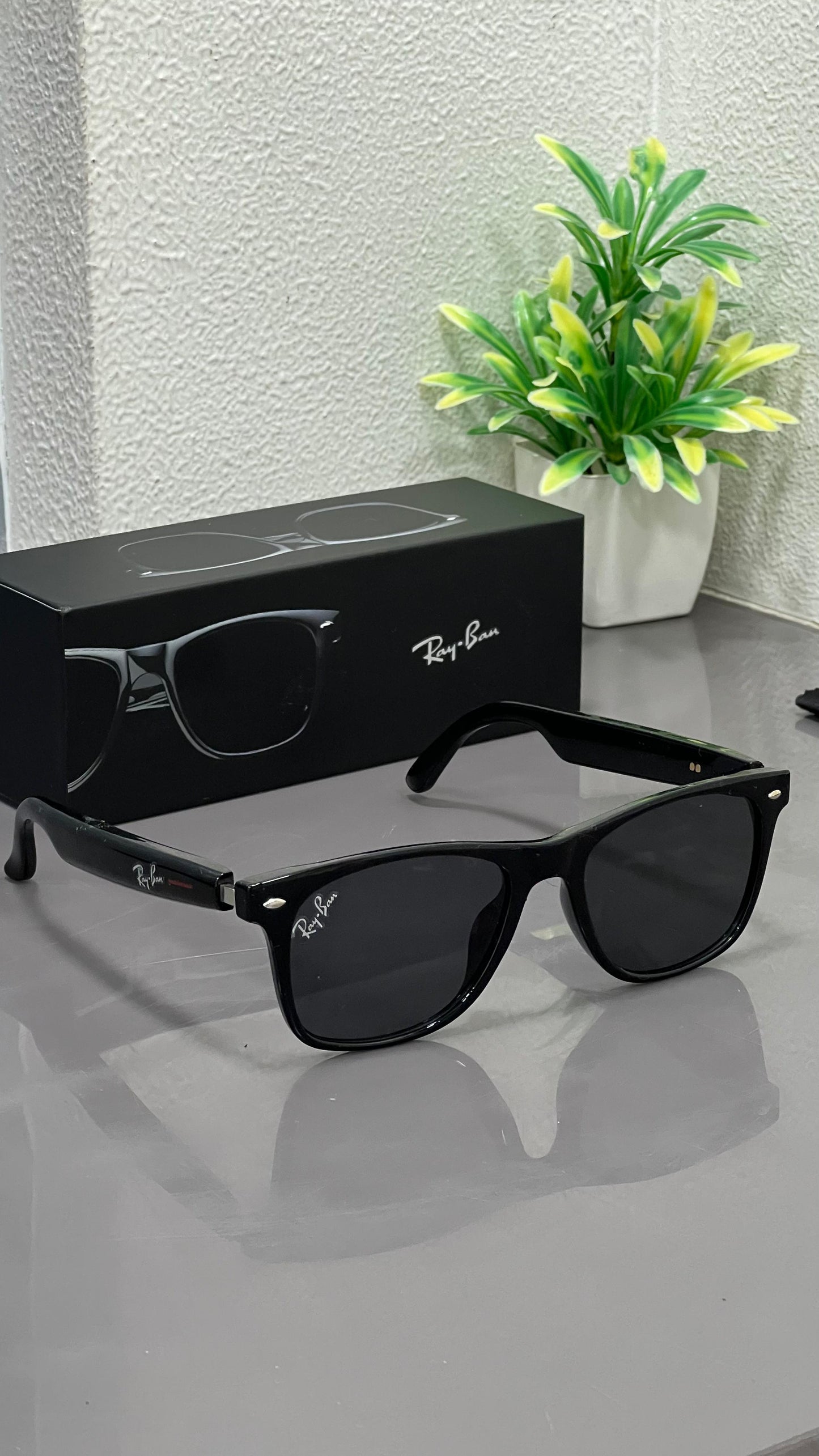 Ray-Ban ~~ Meta Edition Ray-Ban Stories | Wayfarer Smart Glasses
